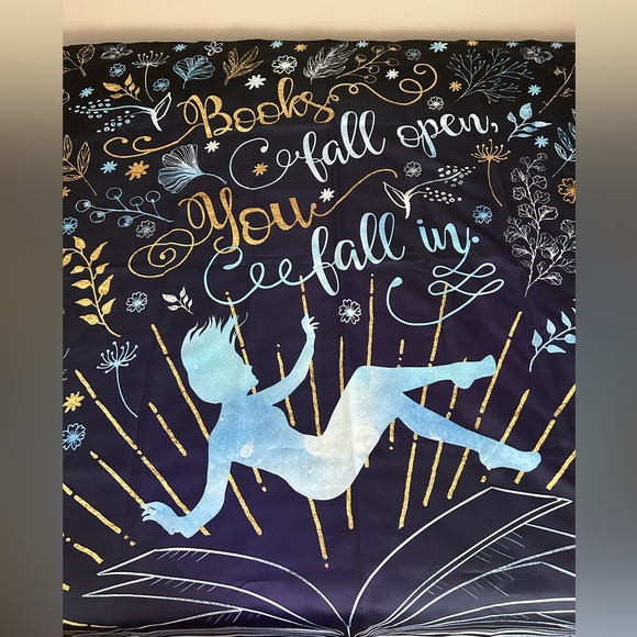 Owlcrate Bookish Tapestry - Picture 1 of 4